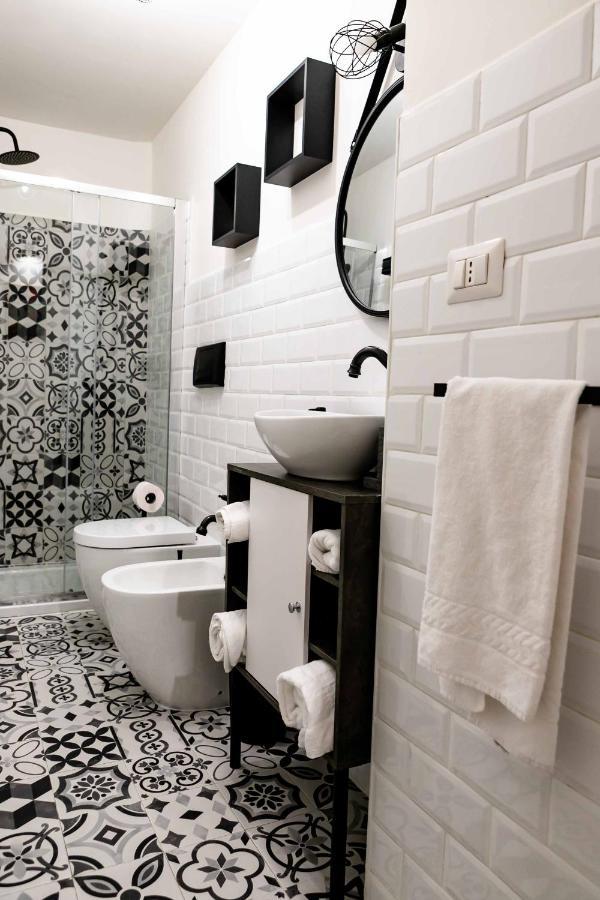 Myway Colosseo Apartment โรม ภายนอก รูปภาพ